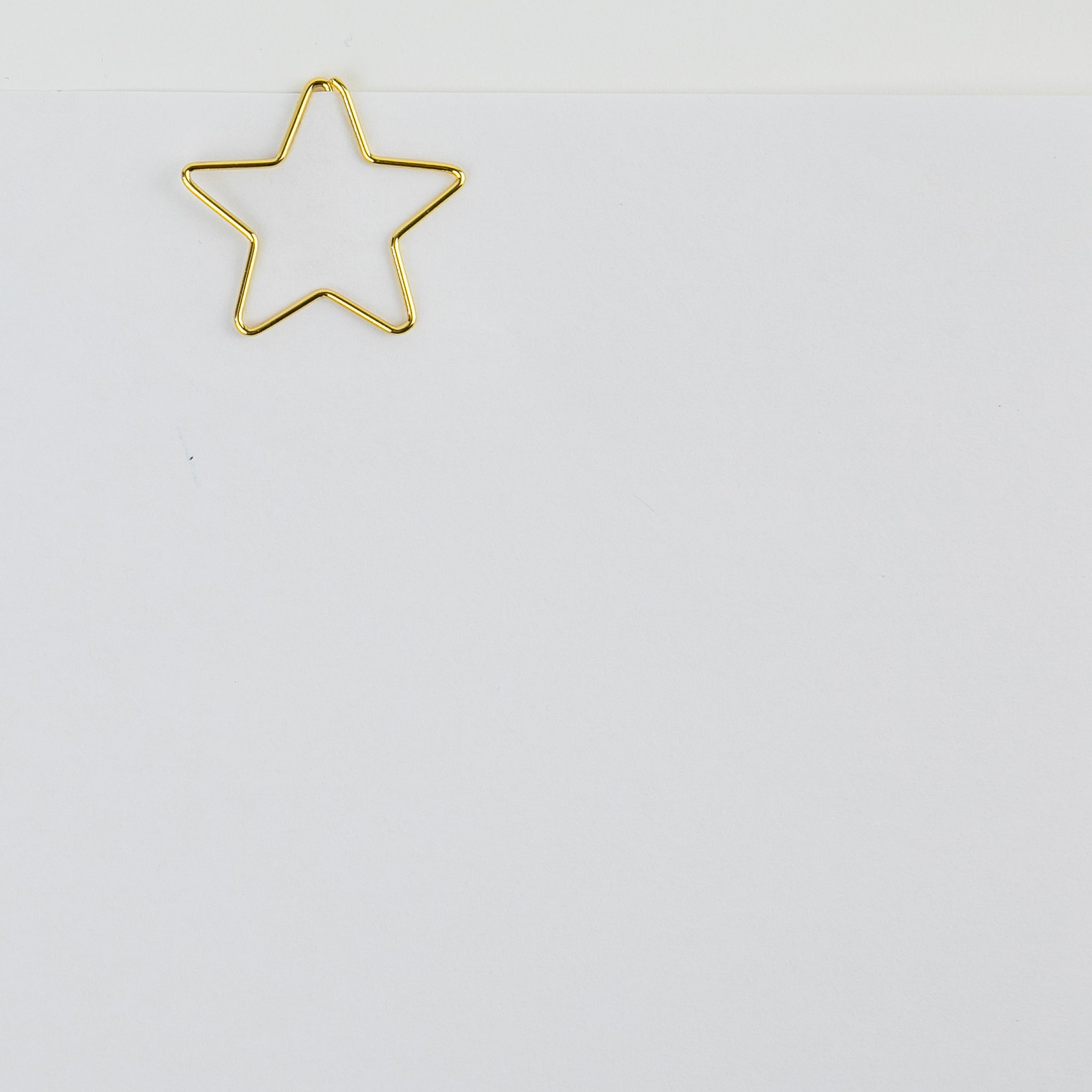 Star - 25 Gold Paperclips